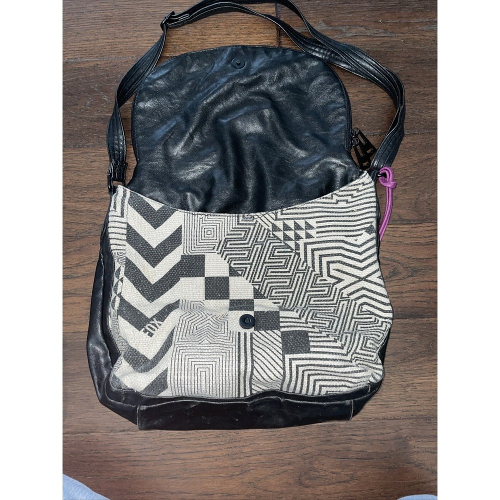 Fox‎ Racing Purse Black Chevron - Picture 4 of 8
